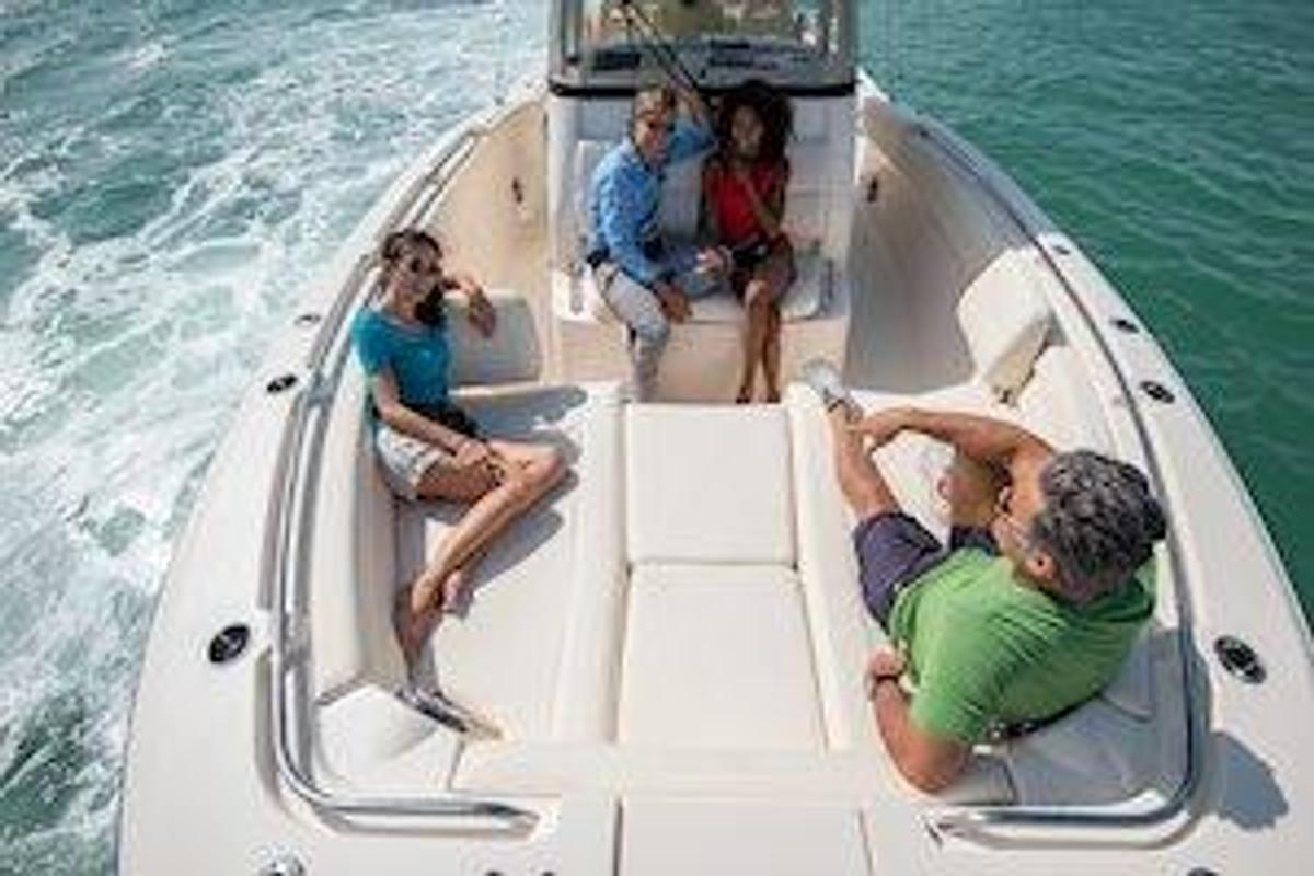 2026 Grady-White Canyon 326