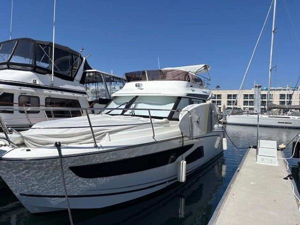 Used 2020 Jeanneau NC 1095 Fly