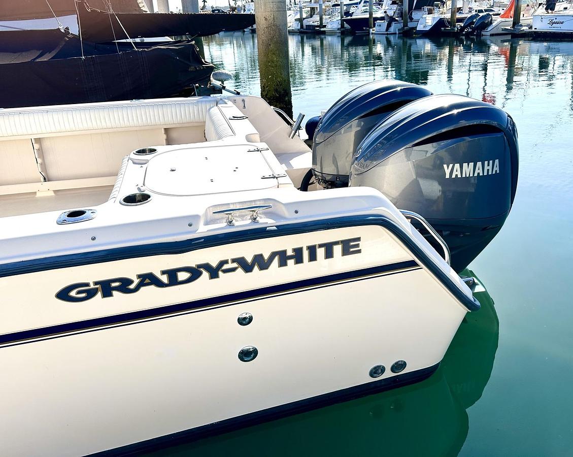 Used 2003 Grady-White Marlin 300