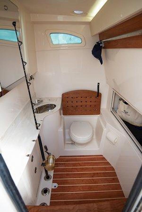 2026 Grady-White Canyon 326