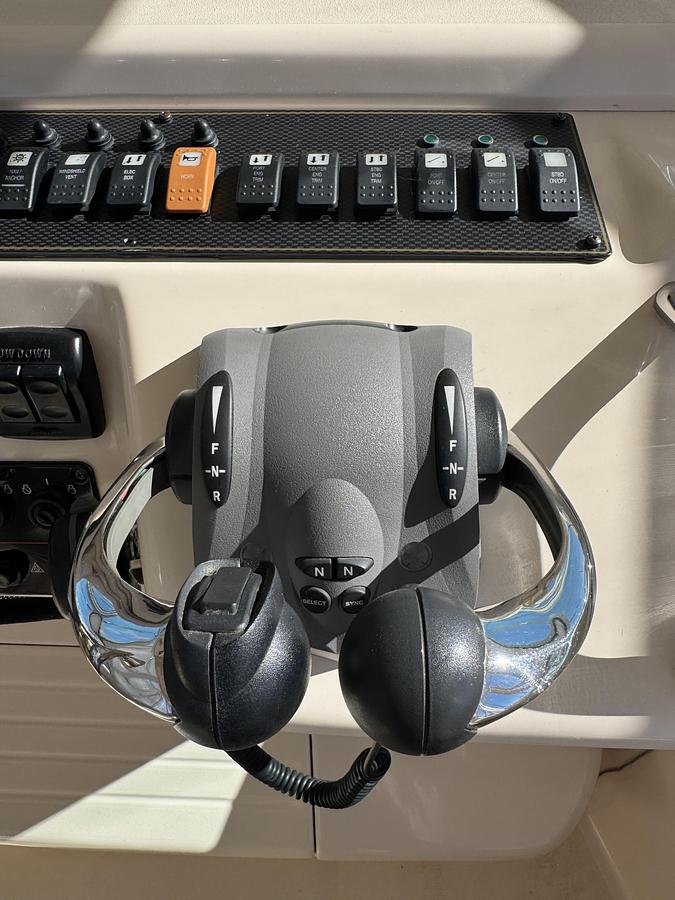 Used GRADY WHITE 360 EXPRESS