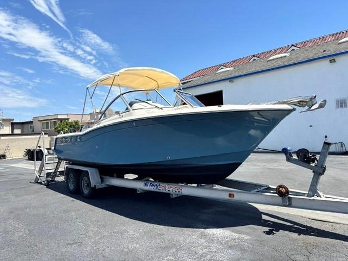 Used 2020 Grady-White Freedom 235