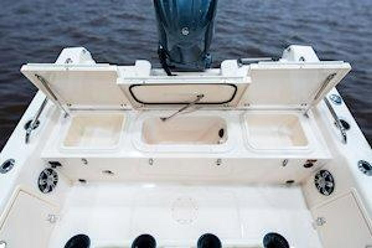 2026 Grady-White 251 CE