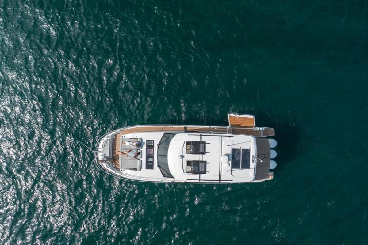 2026 Jeanneau NC 1295 Coupe