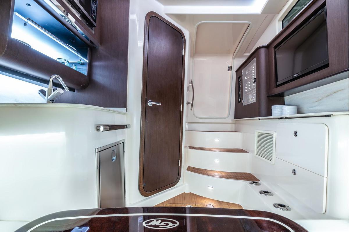 2025 Grady-White Canyon 386