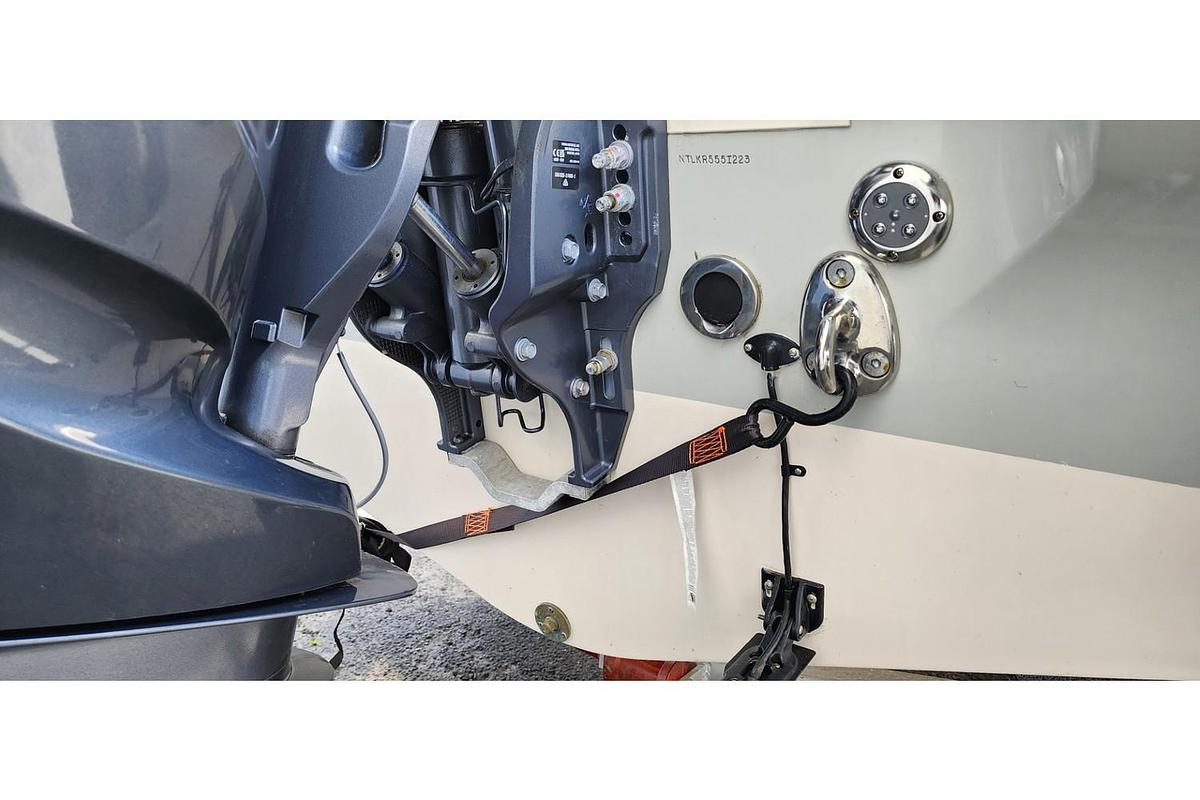 Used 2023 Grady-White Freedom 235