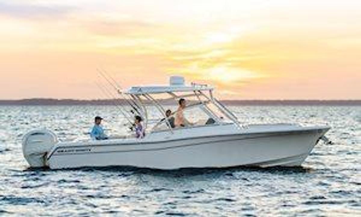 2026 Grady-White Freedom 285