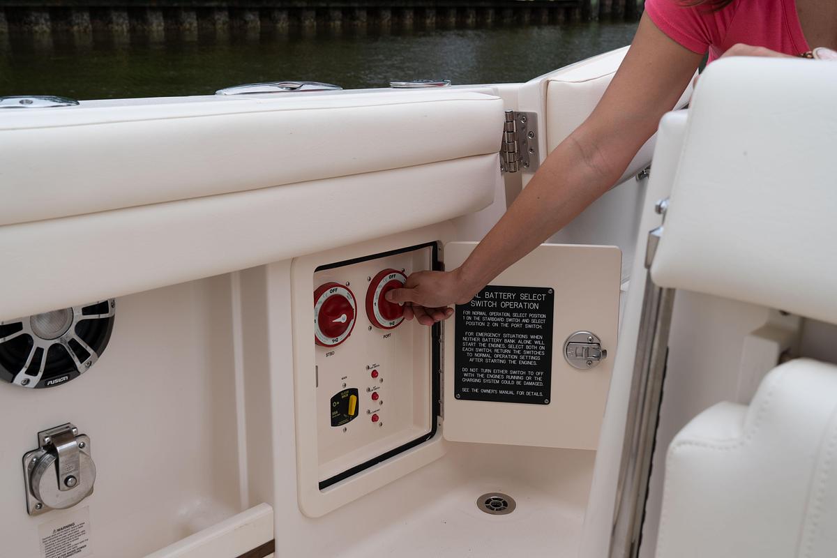 Freedom 285
28' DUAL CONSOLE