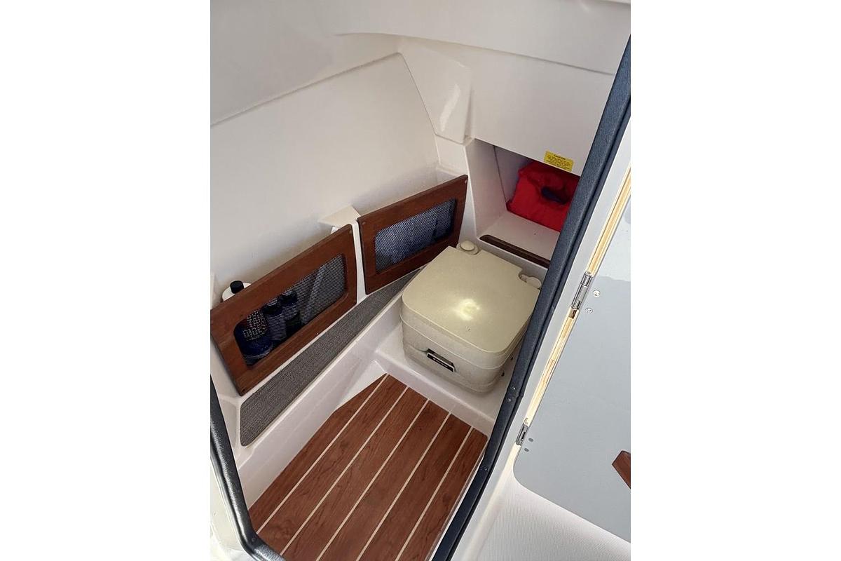 Used 2017 Grady-White Freedom 235