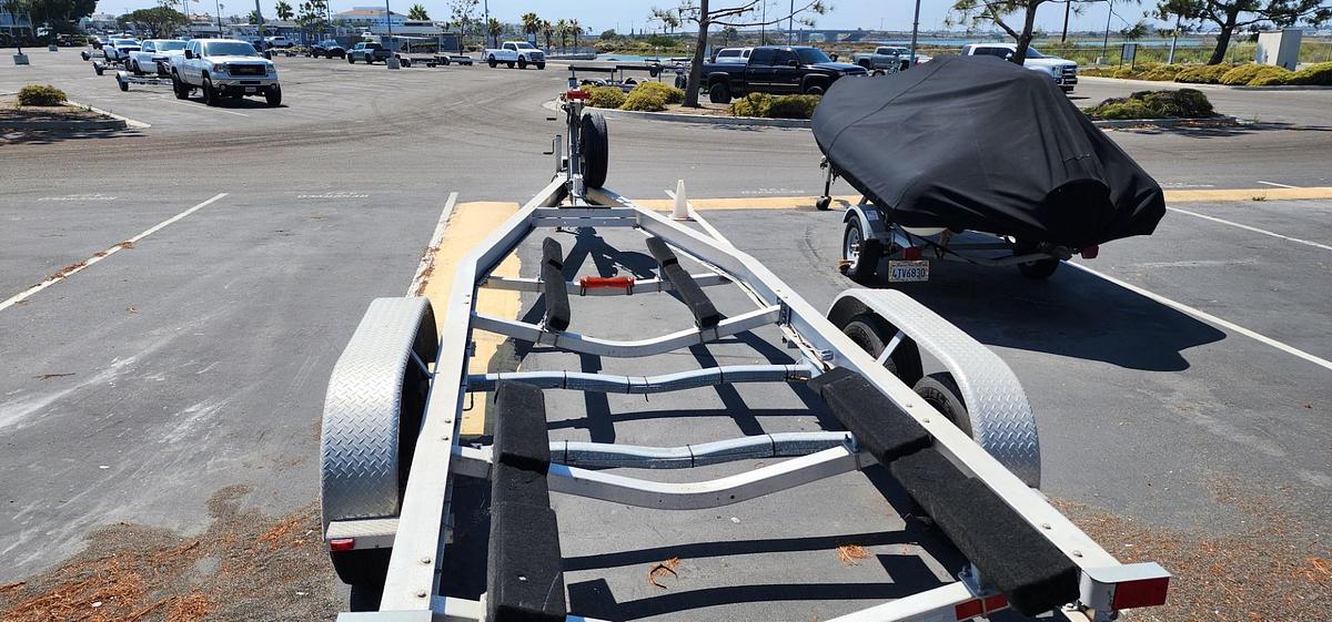 Used 2019 Cutwater C-24 Coupe OB