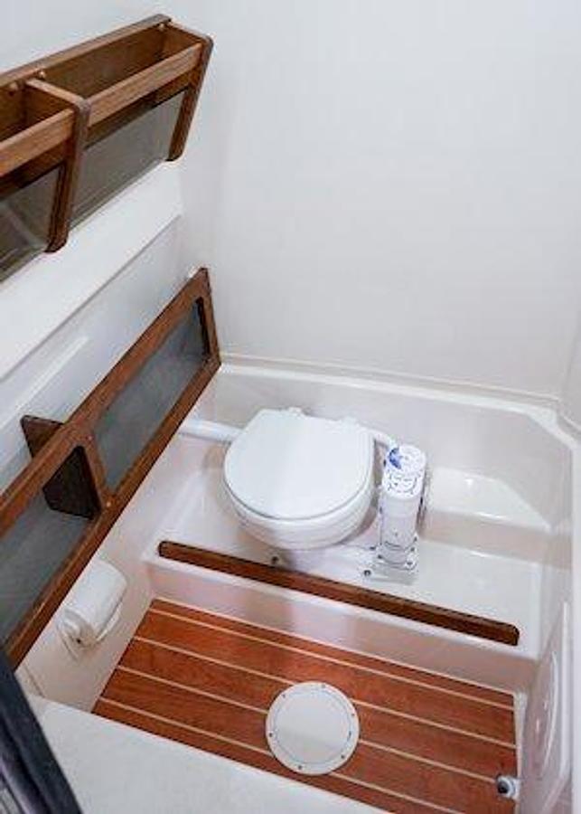 2026 Grady-White Canyon 271