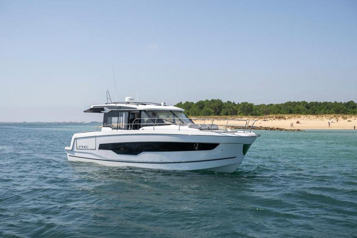 2026 Jeanneau NC 1295 Coupe