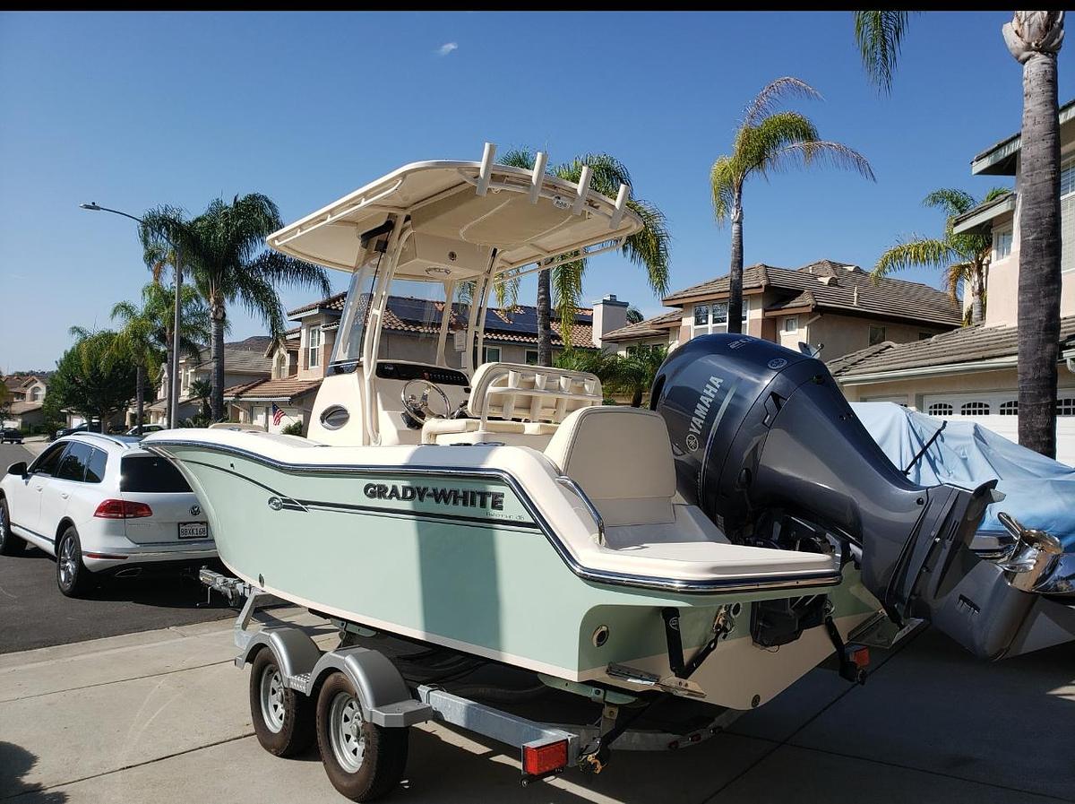 Used 2018 Grady-White Fisherman 216