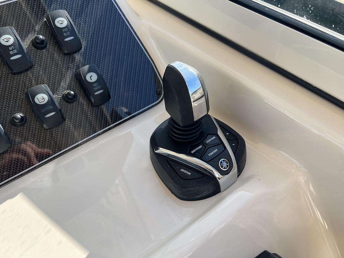 Used 2021 Grady-White Marlin 300