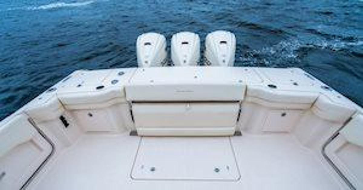 2026 Grady-White Canyon 386