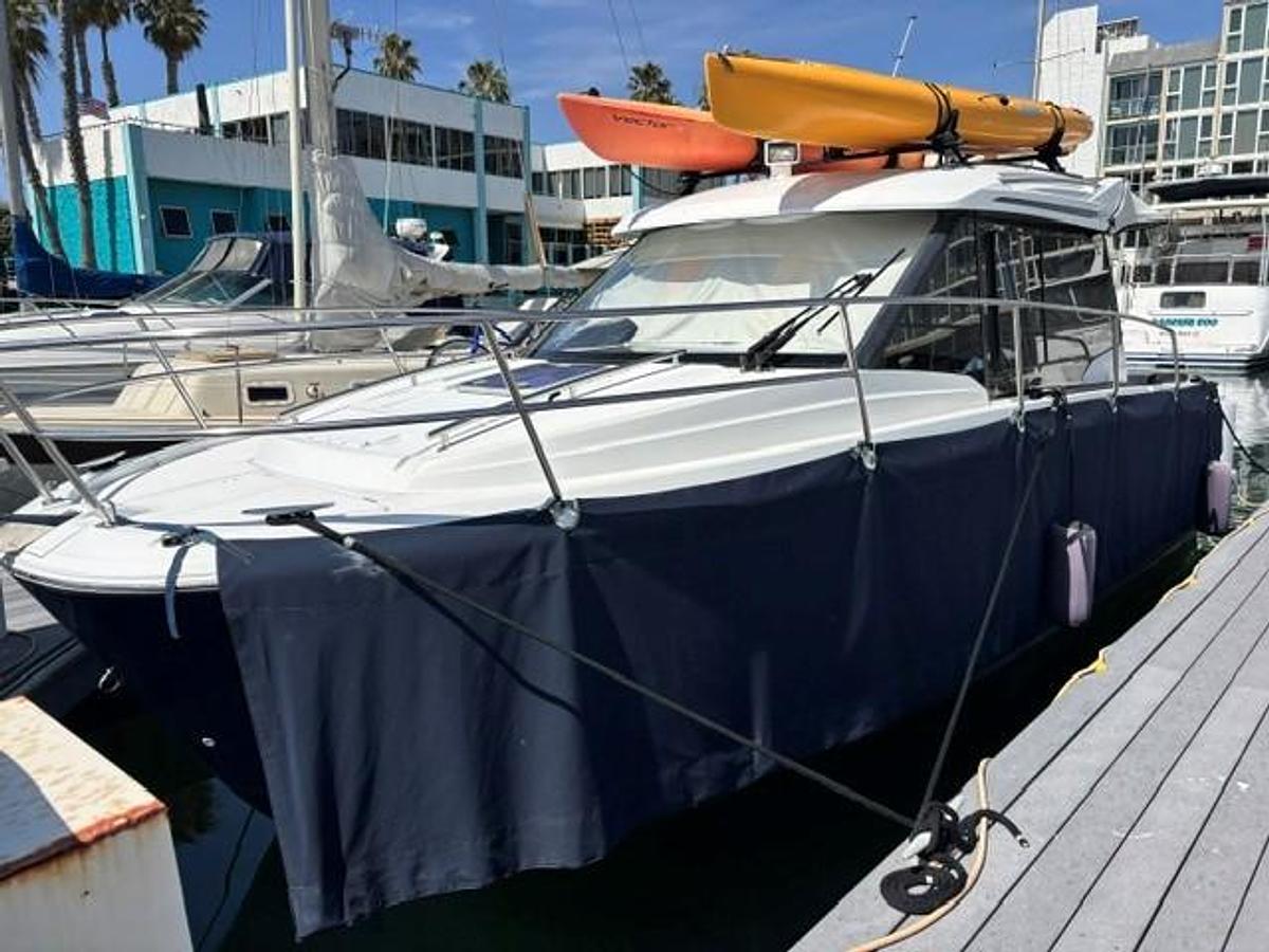 Used 2019 Jeanneau NC895 Offshore