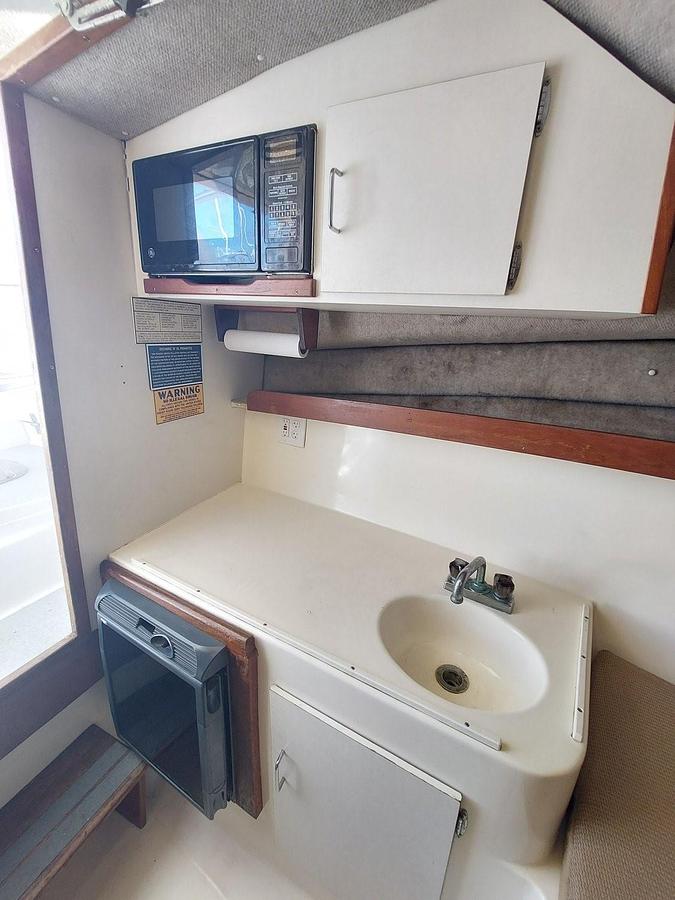 Used 1996 Henriques 28 Express