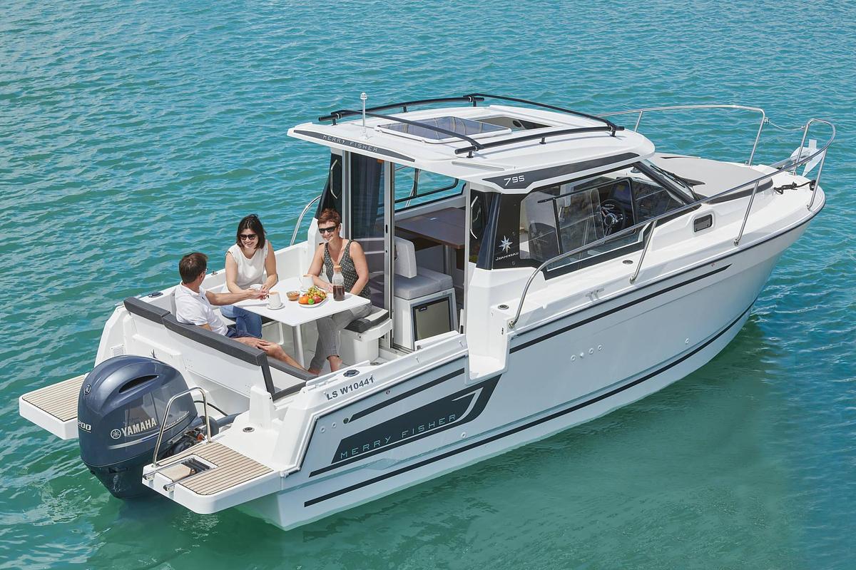 2027 Jeanneau NC 795
