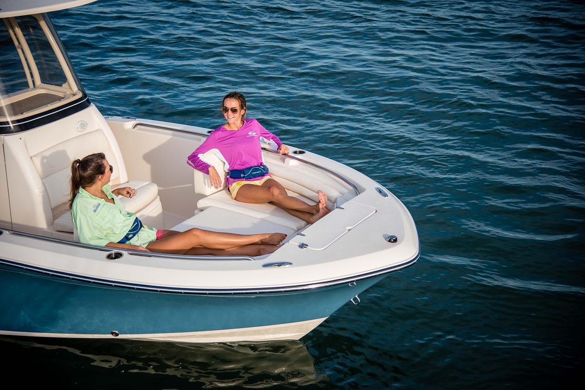 Fisherman 216 21' CENTER CONSOLE