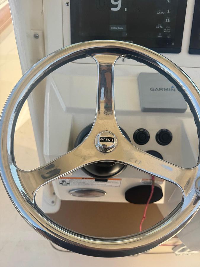 Used 2023 Scout 255 LXF