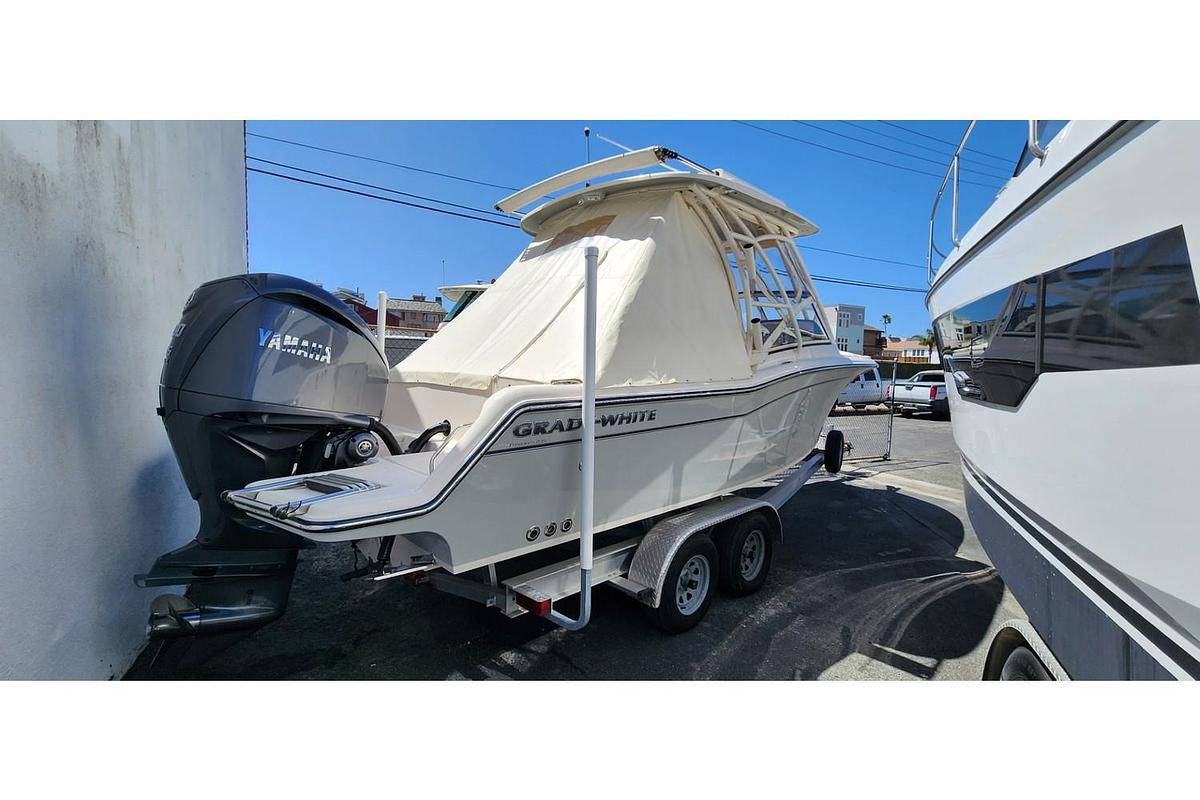 Used 2023 Grady-White Freedom 235