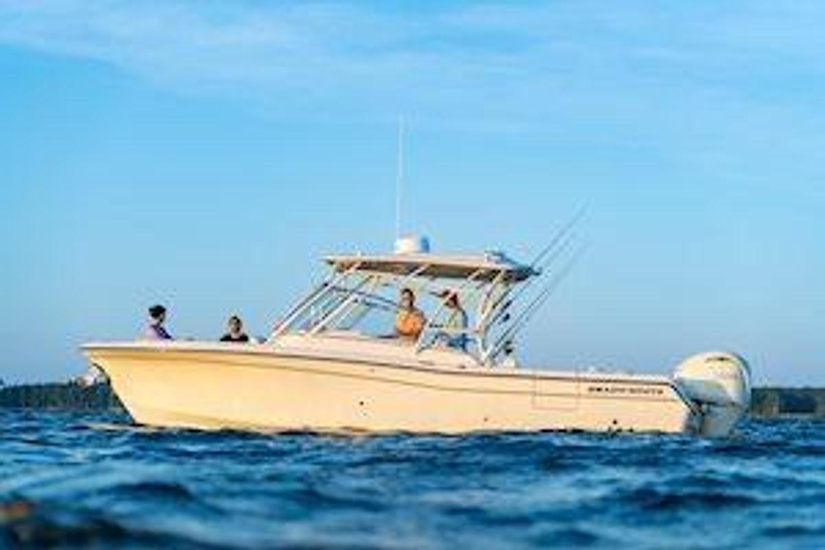 2026 Grady-White Freedom 285