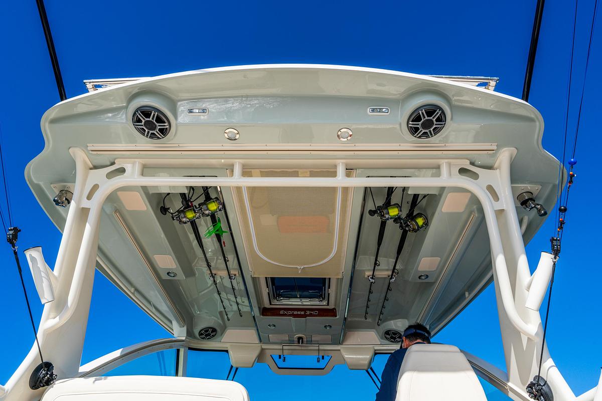 Grady-White Express 340