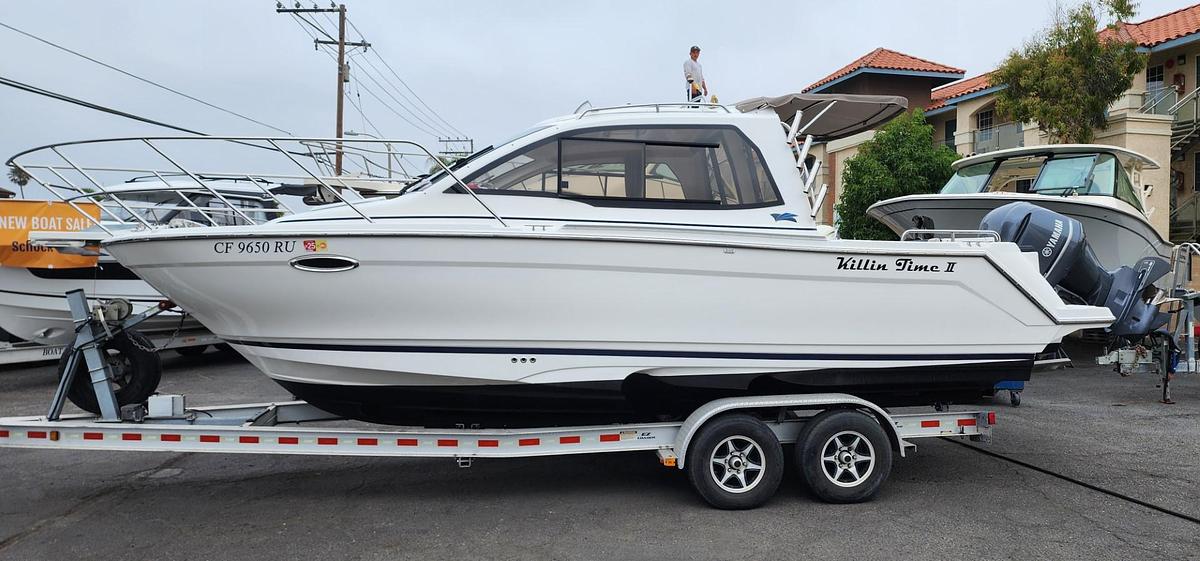 Used 2019 Cutwater C-24 Coupe OB