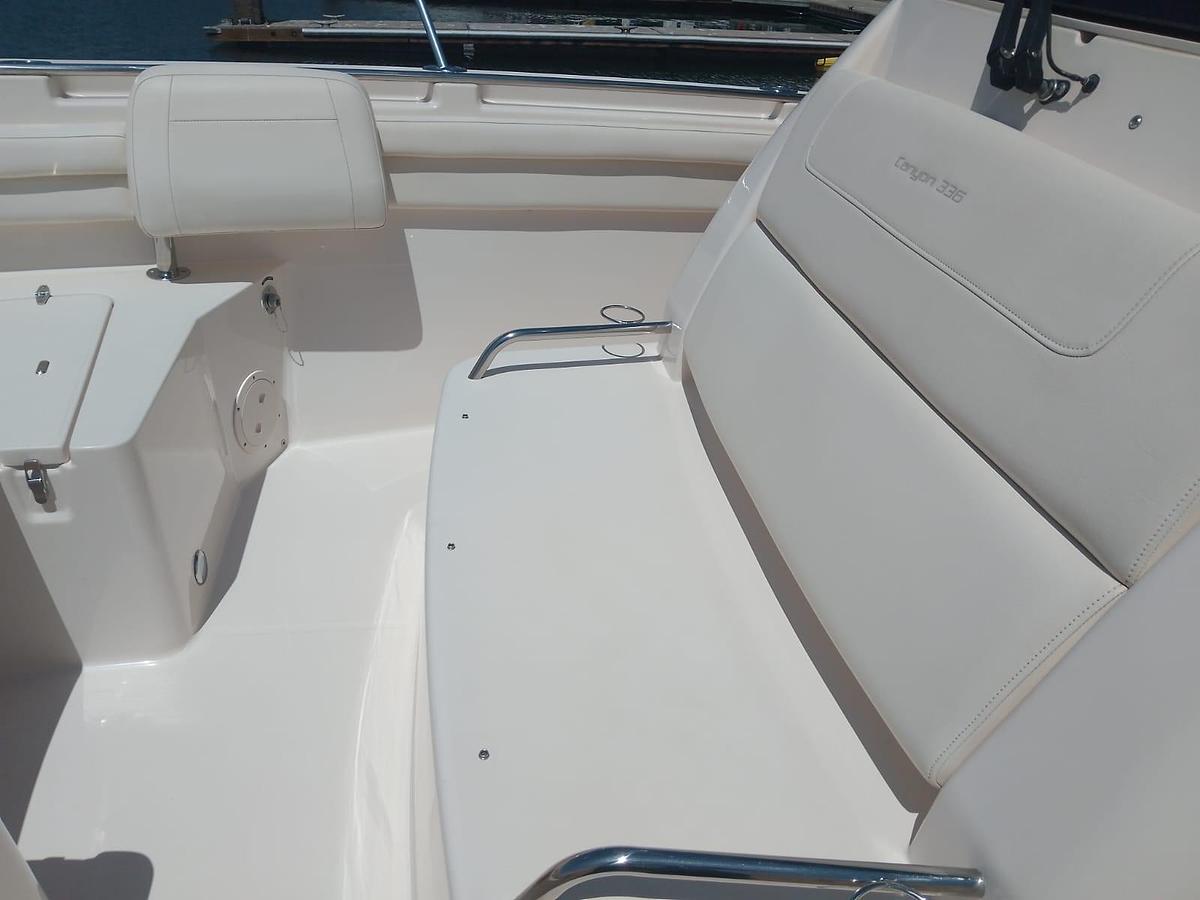 Used 2021 Grady-White Canyon 336