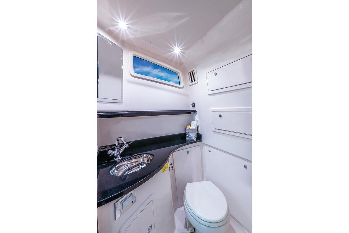 2025 Grady-White Canyon 386