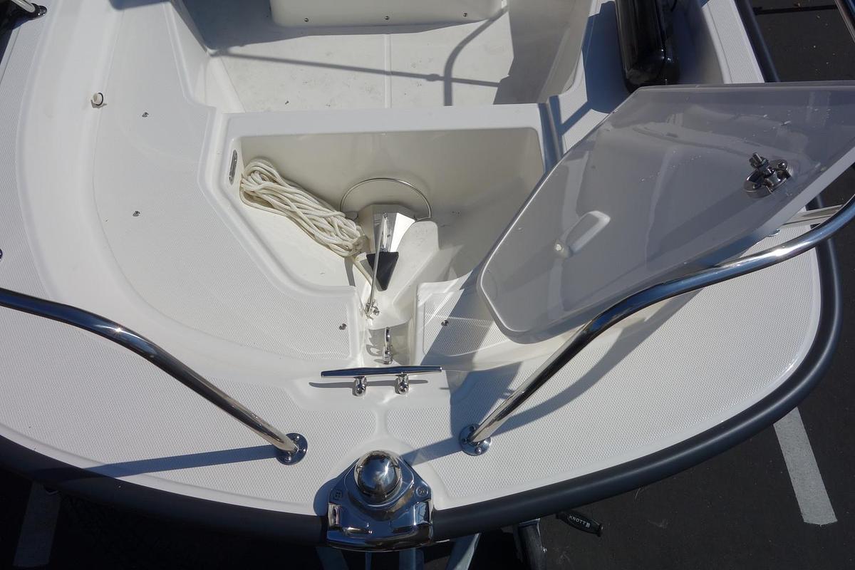 Used 2023 Boston Whaler 150 Montauk