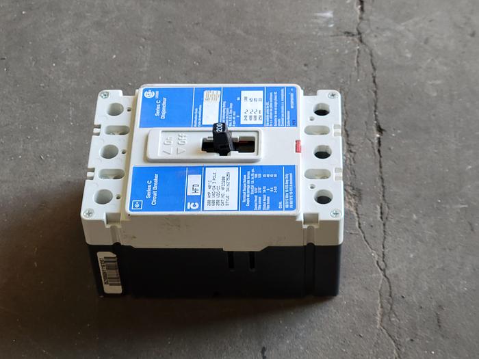 Surplus Eaton Cutler-Hammer HFD3200  200 Amp 3-pole Circuit Breaker, 600V, 3-ph