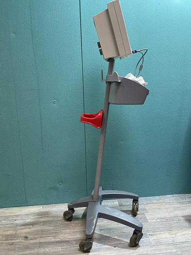 Used Datascope Accutorr Plus Patientenmonitor auf Trolley mit Zubehör