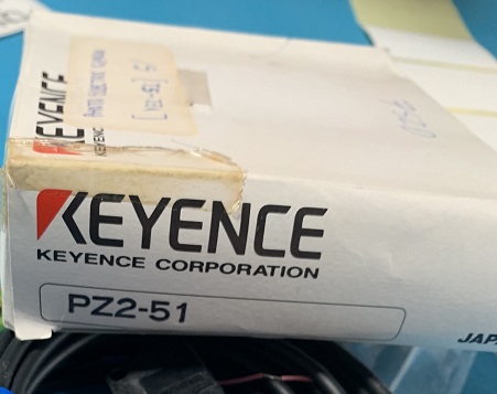 Used Keyence Photoelectric Sensor PZ2-51
