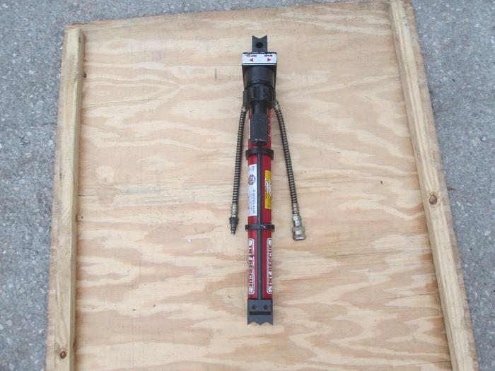 Used TNT Rescue Jaws Of Life Set