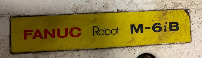 Used FANUC M6iB 6 AXIS CNC ROBOT WITH RJ3iB CONTROLLER