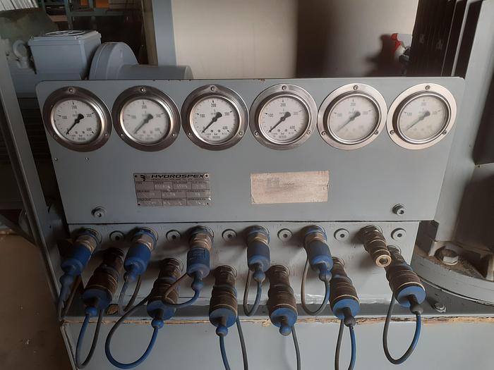 Usado Central HYDROPEX com macacos de elevação de 250 ton