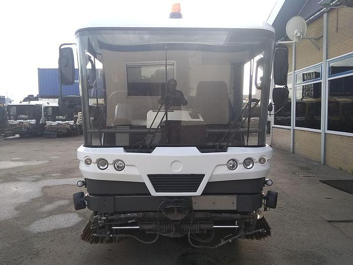 Gebruikt 2011 RAVO 530 ST