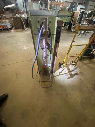Used 1975 CIFES Star E-6 Spot Welder