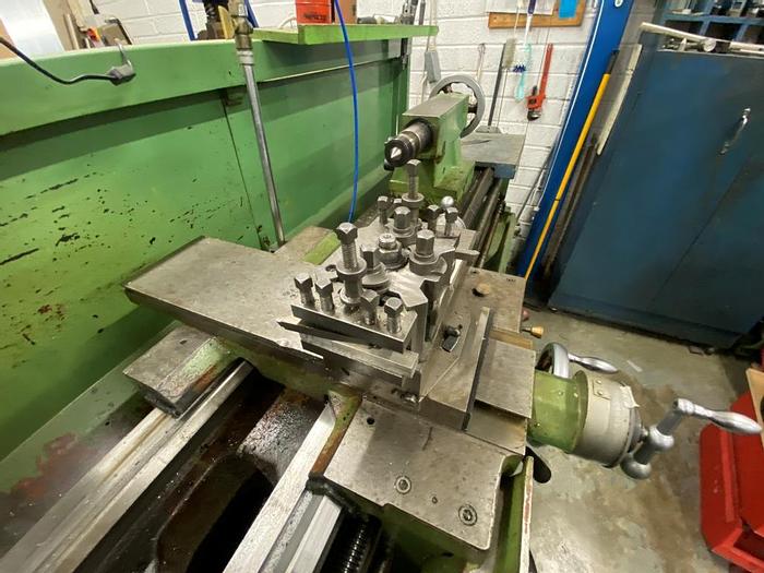 Used YMT(Yunnan Machine Tools) CY - S1760G Gap Bed Manual Center Lathe