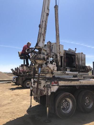 Used HB21242 Texoma 330 mounted on a 1985 Ford LT9000 Texoma 330