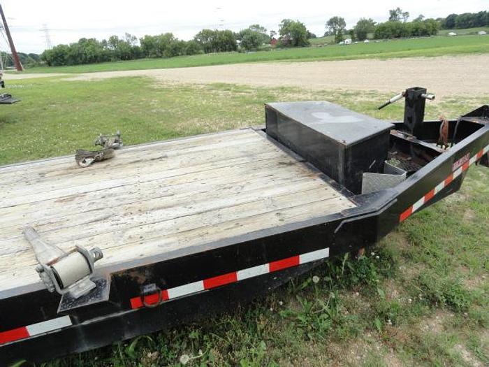 Used 2014 skylift/ versalift SUPER ARBORIST 53/VST521