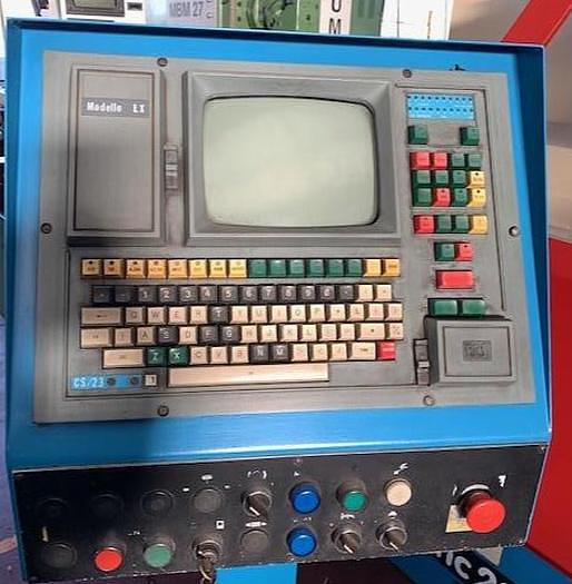 Usato Tornio parallelo a controllo numerico CMT URSUS CNC 28