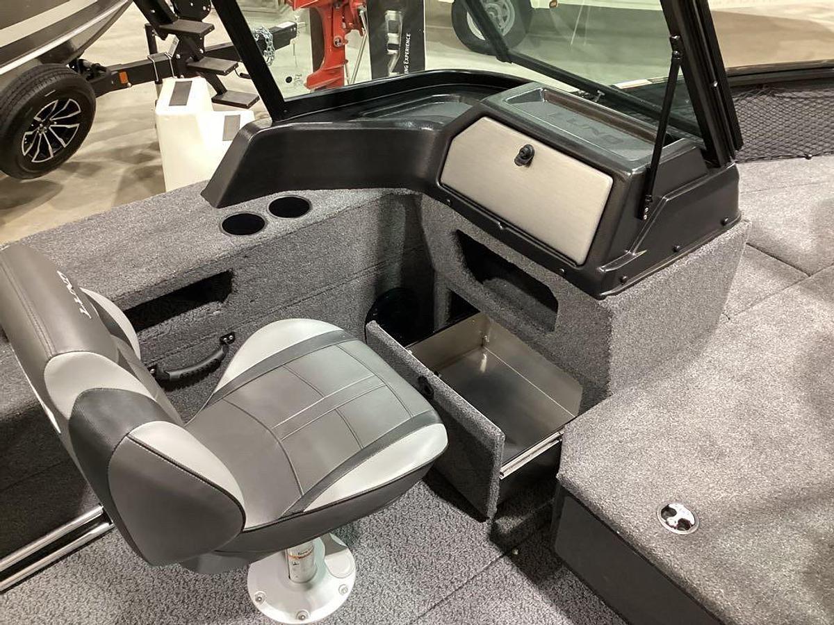 2027 Lund Impact XS 1875 Sport