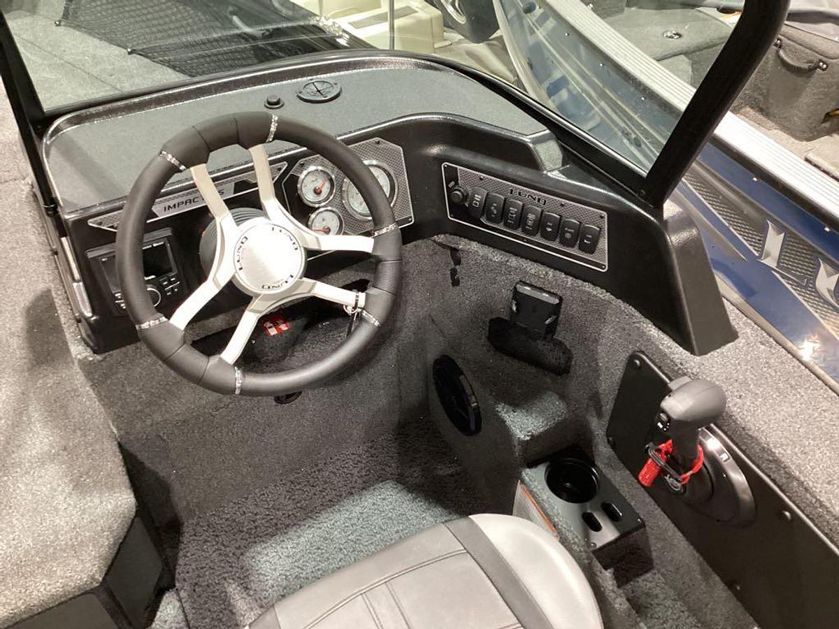 2027 Lund Impact XS 1875 Sport