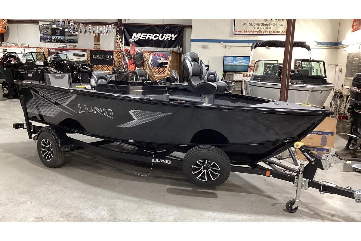 2027 Lund 1700 Adventure Side Console