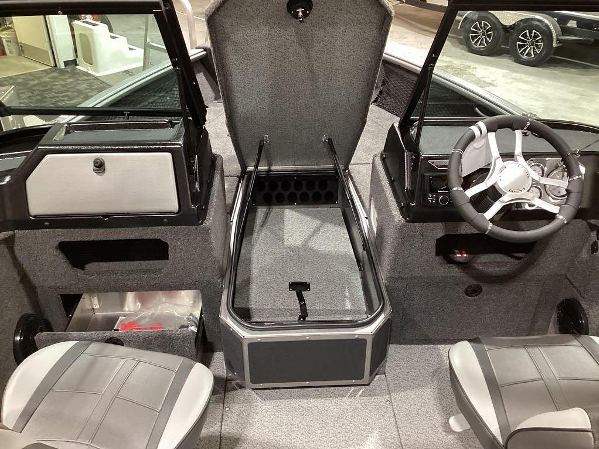 2026 Lund Impact XS 1875 Sport