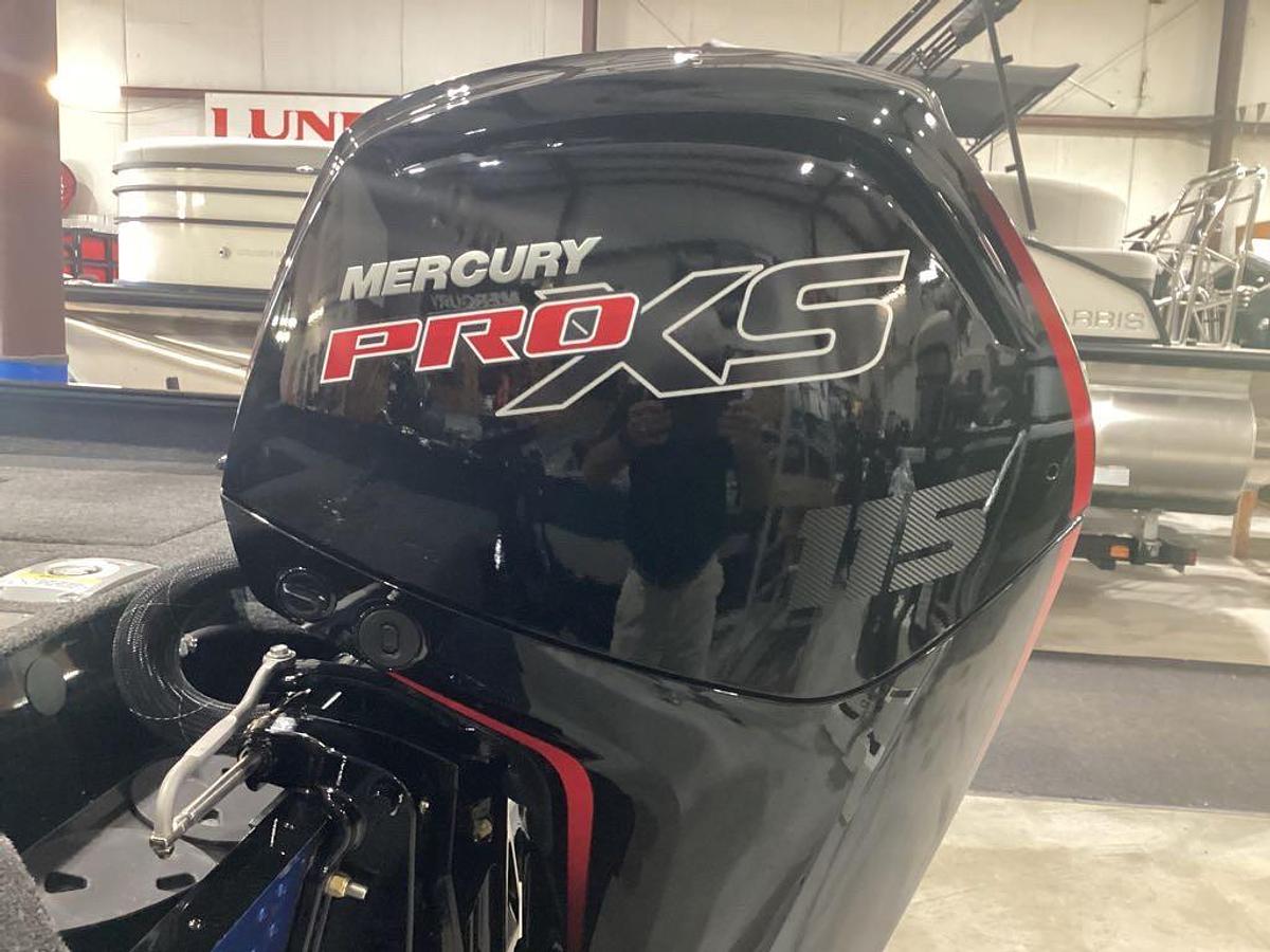 2026 Lund Impact XS 1775 Sport
