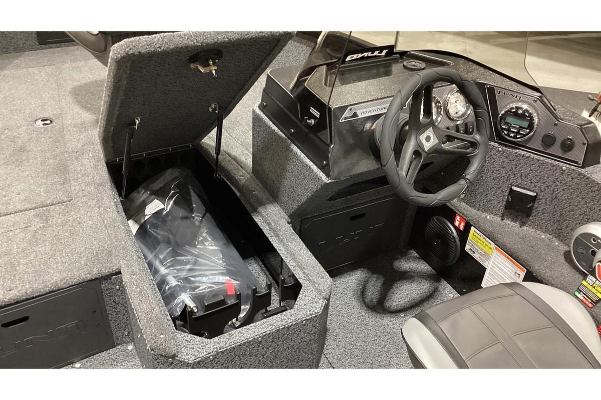2027 Lund 1700 Adventure Side Console