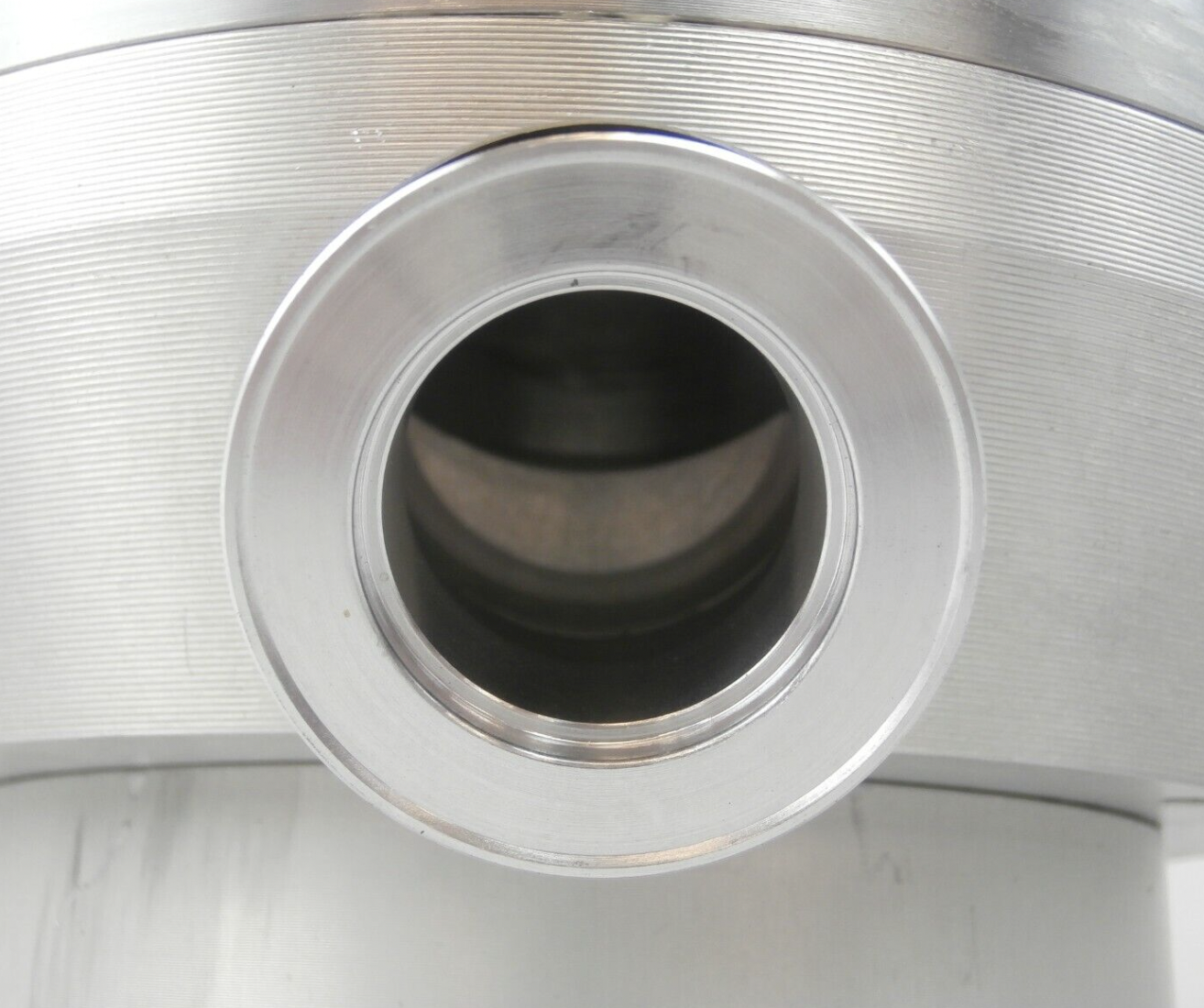 Used ALCATEL PTM 5400 Turbomolecular Vacuum Pump Varian P127293 Turbo Refurbished